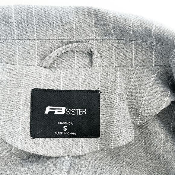 FB Sister Womens Blazer Jacket Cropped Button Stripes Gray White Small - Picture 4 of 8